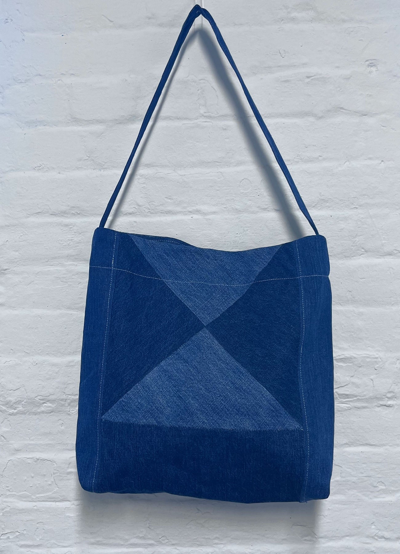 Triangle Slim Tote